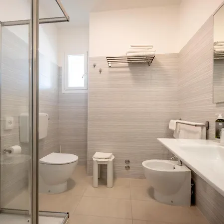 Hotel Parigi 3*