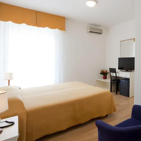 Hotel Parigi