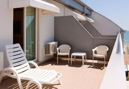 Hotel Parigi 3*