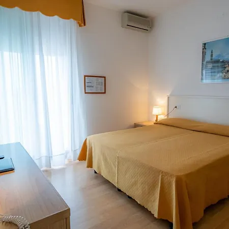 Parigi 3* Caorle