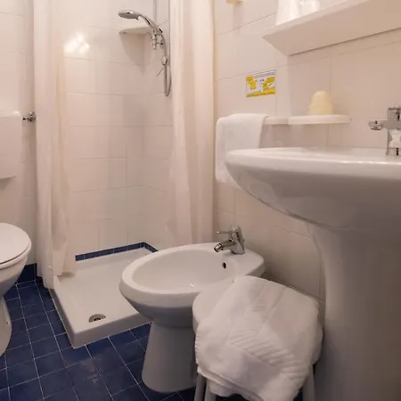 Parigi 3*